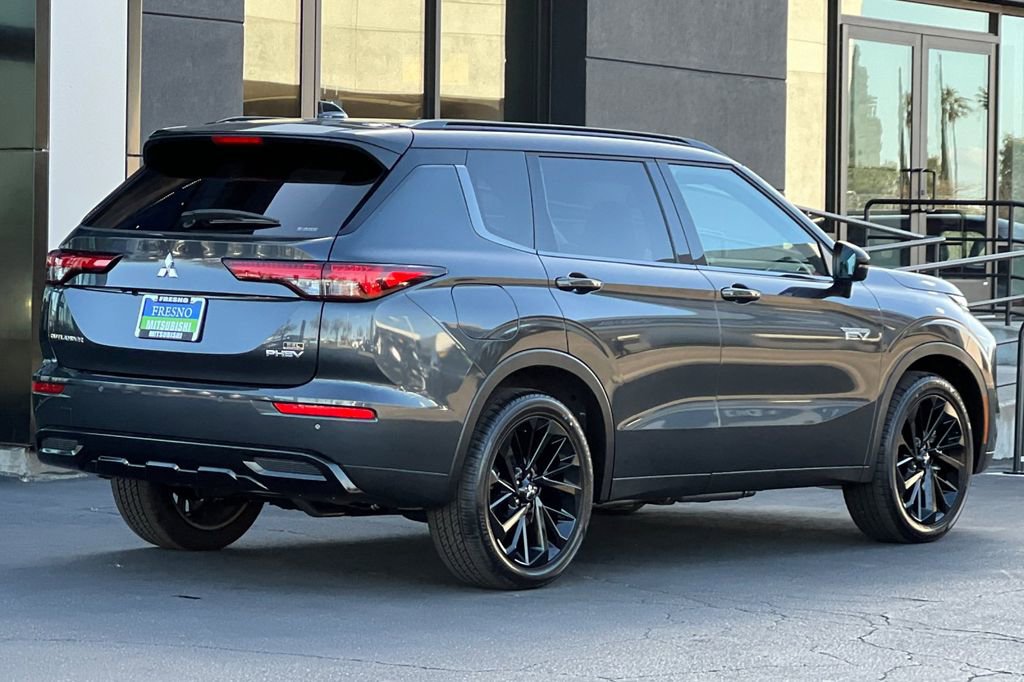 New 2025 Mitsubishi Outlander SEL Black Edition image 5