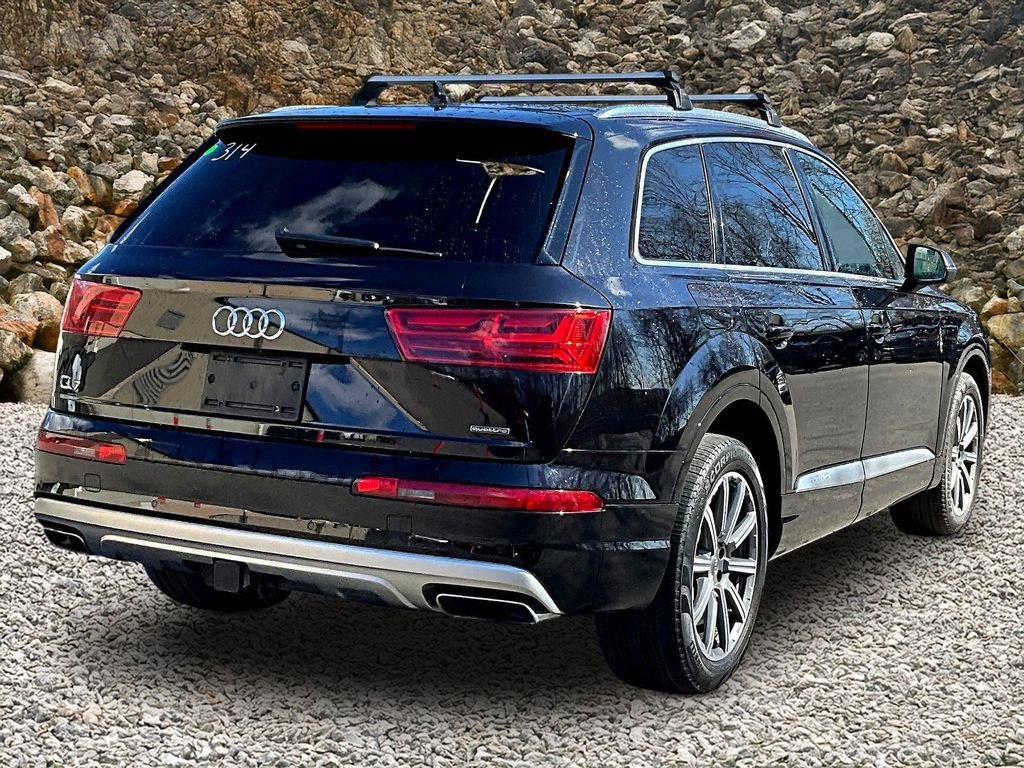 Used 2018 Audi Q7 2.0T Premium Plus image 2
