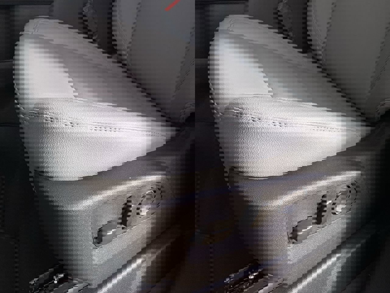 New 2026 Chevrolet Tahoe LT w/ Comfort Package AWD/4WD image 10