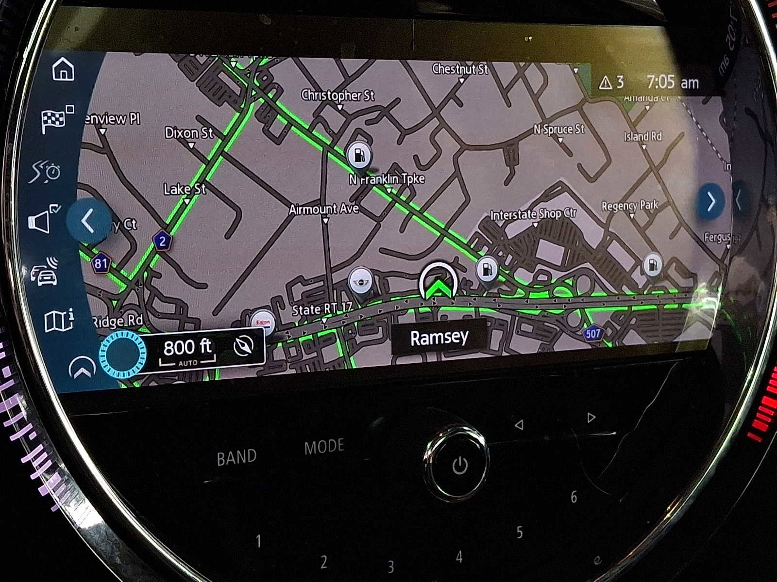 Used 2023 MINI Cooper 4-Door Hardtop w/ Multitone Edition image 14