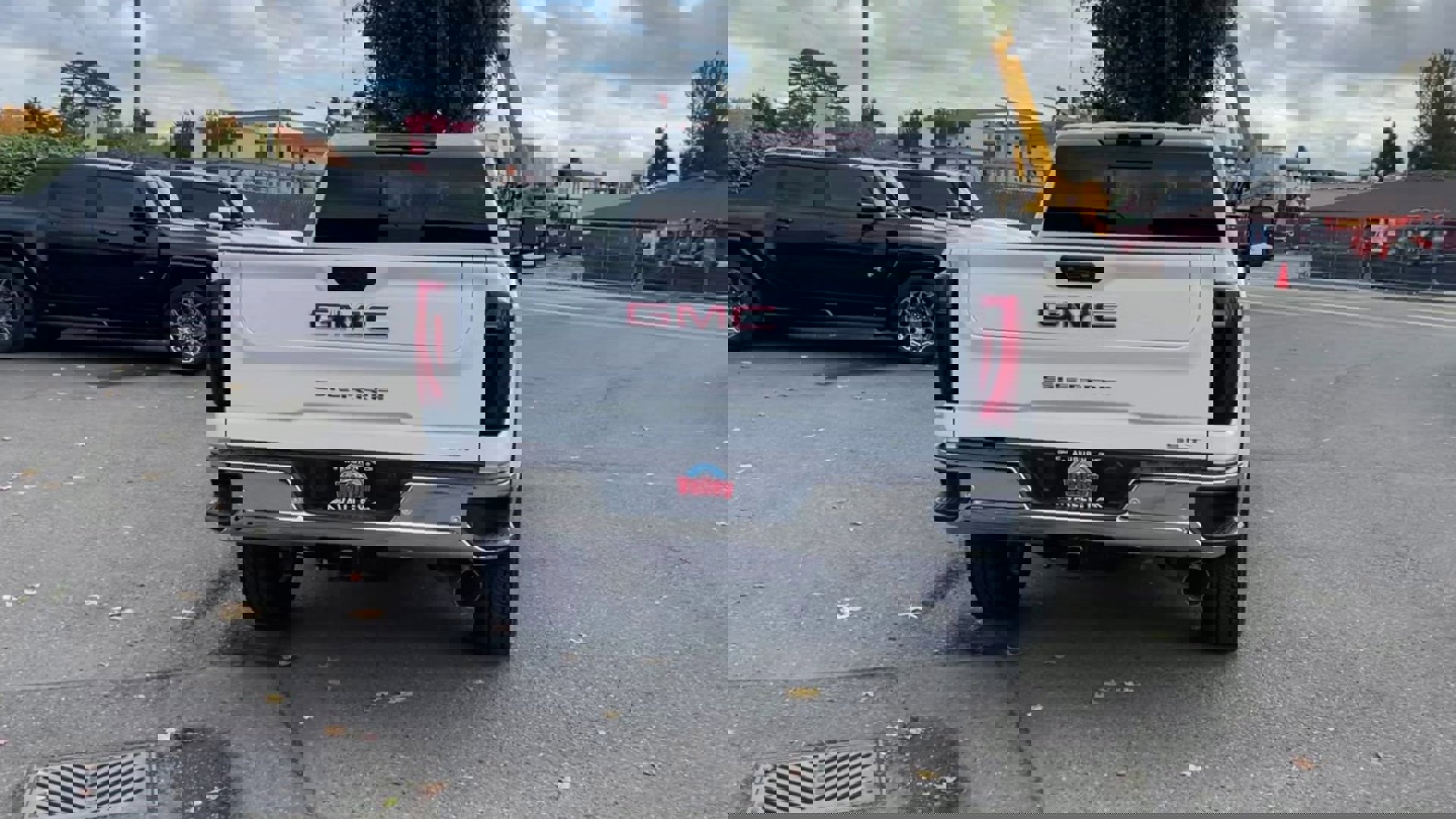 New 2026 GMC Sierra 3500 SLT w/ SLT Premium Package image 76