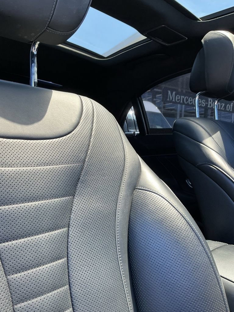 Used 2019 Mercedes-Benz S 560 Sedan image 28