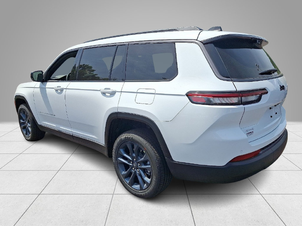 New 2026 Jeep Grand Cherokee L Limited AWD/4WD image 5