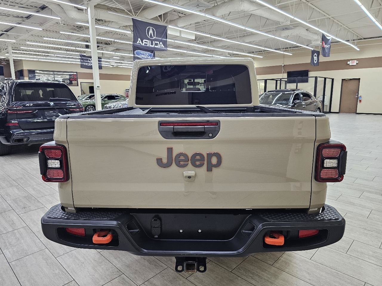 Used 2020 Jeep Gladiator Mojave AWD/4WD image 7