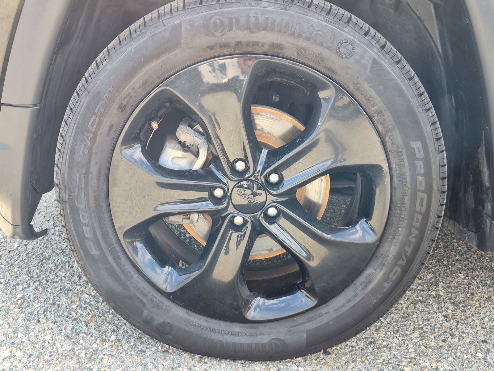 Used 2019 Jeep Compass Latitude FWD image 16
