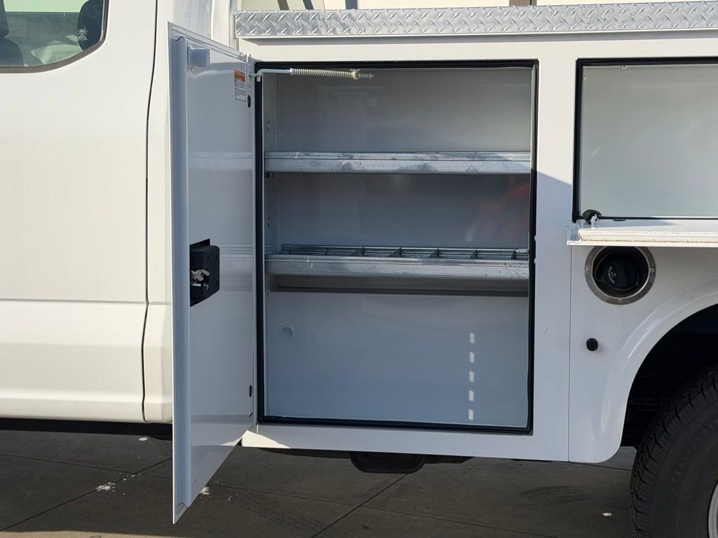 New 2023 Ford F250 XL w/ XL Chrome Package AWD/4WD image 11