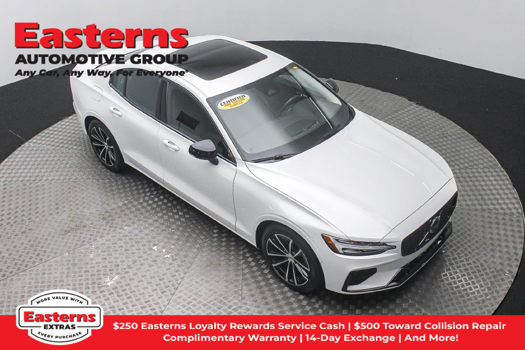 Used 2023 Volvo S60 T8 Plus AWD/4WD image 4