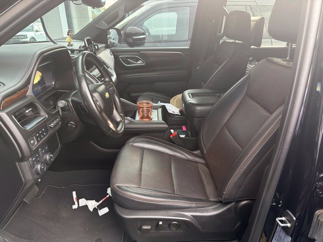 Used 2024 Chevrolet Suburban High Country w/ Premium Package 2 AWD/4WD image 10
