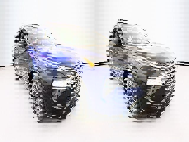 New 2026 Nissan Rogue Platinum image 3