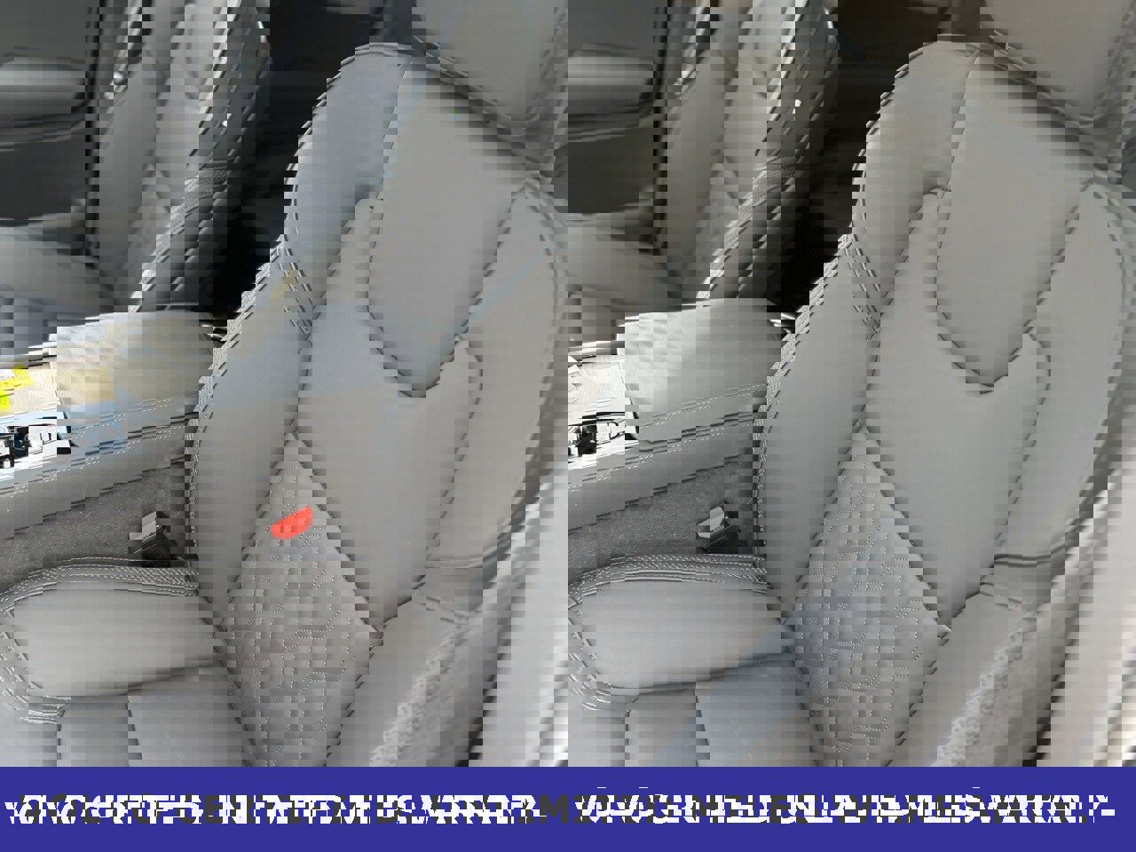 Certified 2025 Volvo XC90 B6 Plus image 26