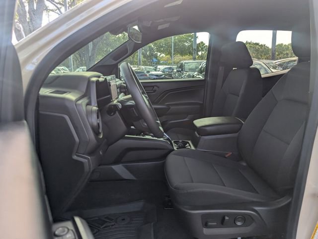 Used 2024 Chevrolet Colorado Trail Boss w/ Advanced Trailering Package AWD/4WD image 9