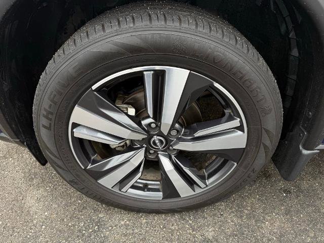 Certified 2023 Nissan Rogue SL w/ SL Premium Package image 9