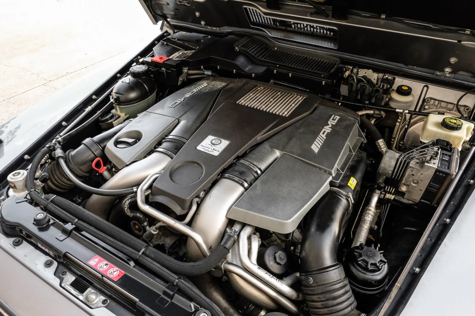 Used 2015 Mercedes-Benz G 63 AMG 4MATIC image 48