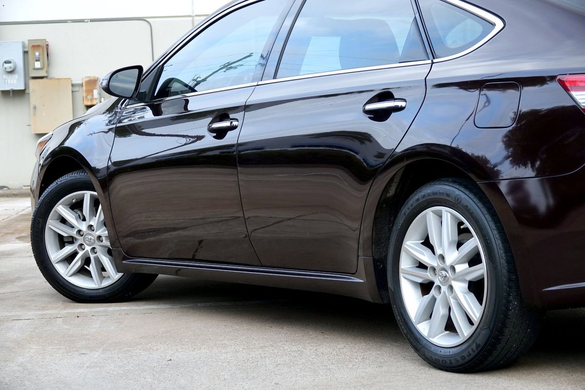 Used 2015 Toyota Avalon XLE Premium FWD image 33