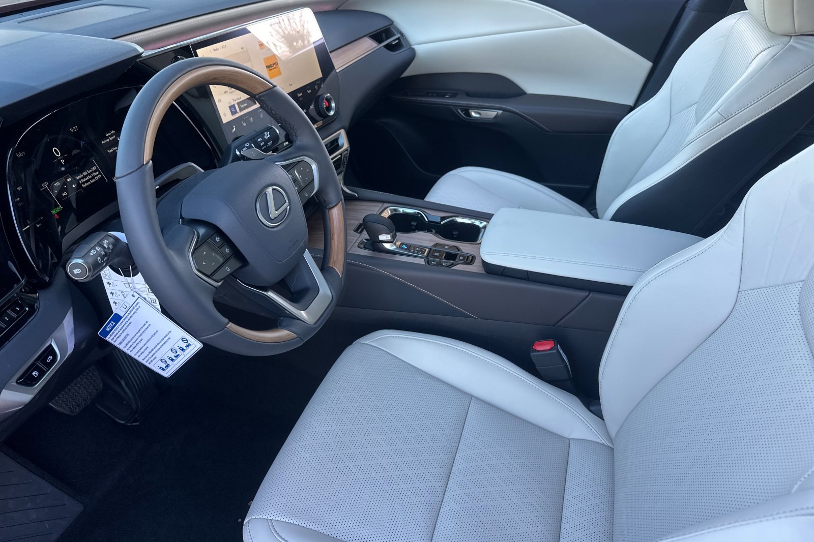 New 2026 Lexus RX 350 image 10