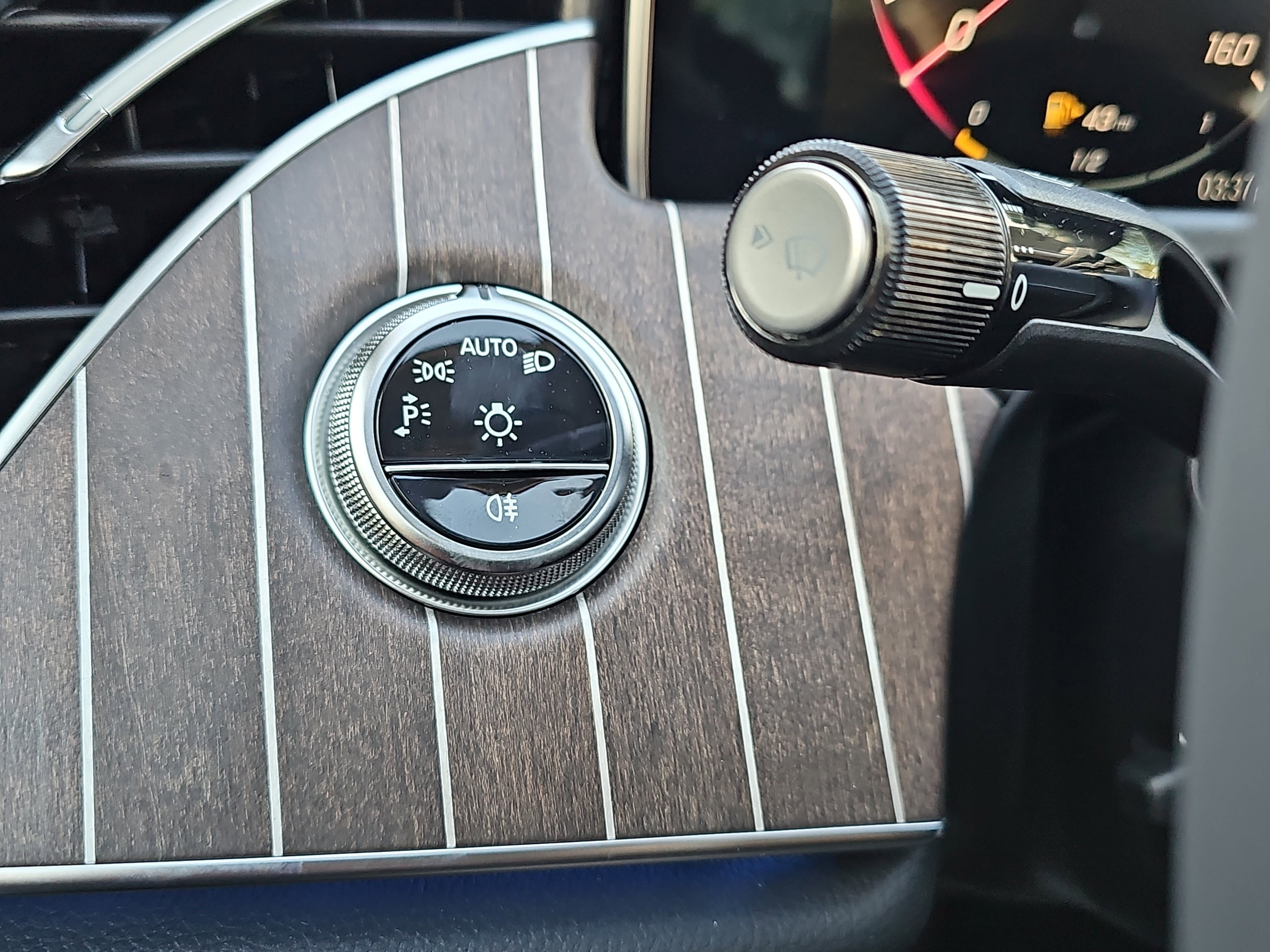 New 2026 Mercedes-Benz E 350 4MATIC Sedan image 27