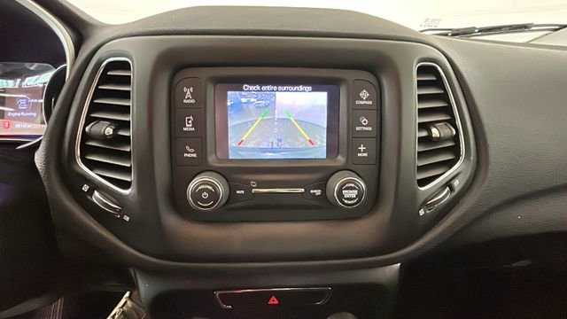 Used 2017 Jeep Compass Latitude w/ Cold Weather Group AWD/4WD image 25