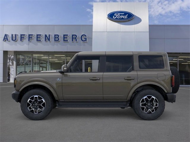 New 2025 Ford Bronco Outer Banks image 3