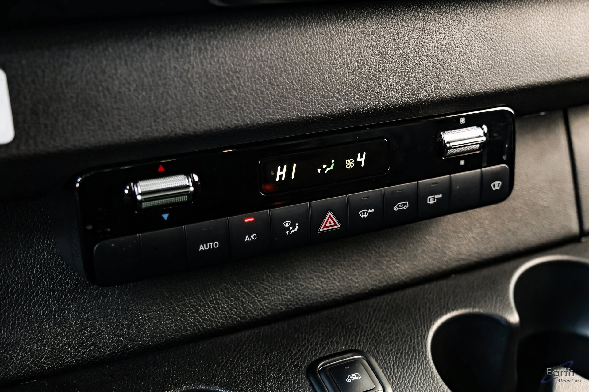 Used 2023 Mercedes-Benz Sprinter 3500 w/ Parking Package image 56