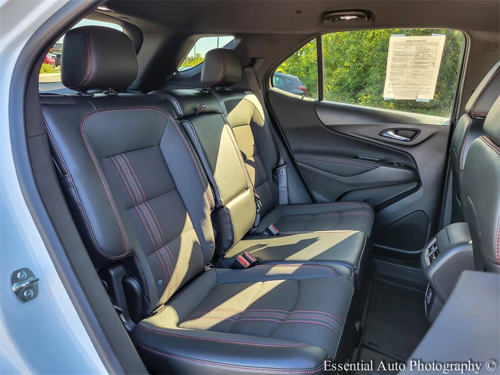 Used 2024 Chevrolet Equinox RS image 28