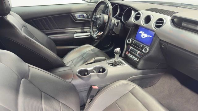 Used 2022 Ford Mustang Premium RWD image 17