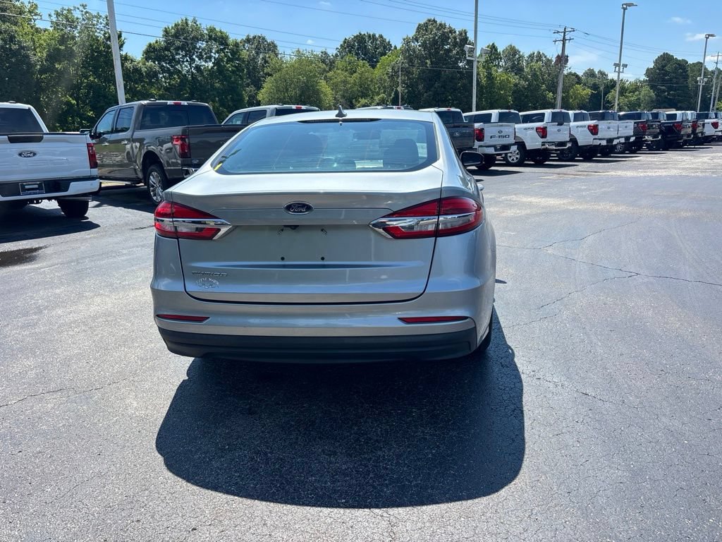 Used 2020 Ford Fusion S FWD image 4