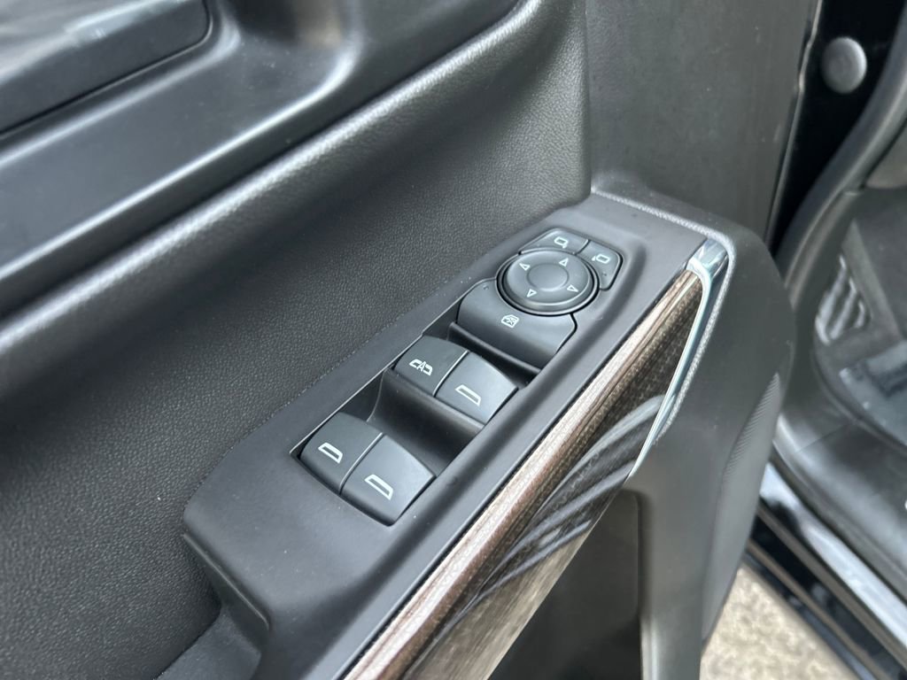 Used 2022 Chevrolet Silverado 1500 LT Trail Boss image 19