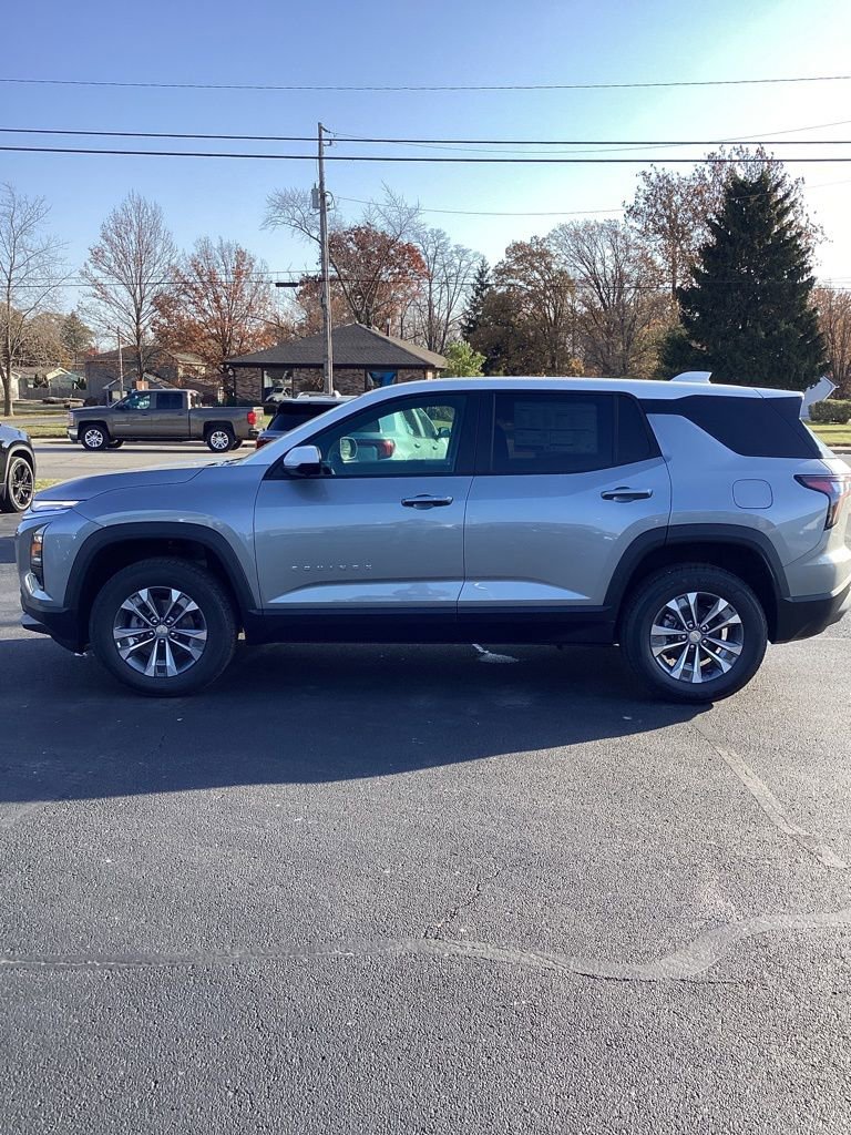 New 2026 Chevrolet Equinox LT w/ Convenience Package II image 3