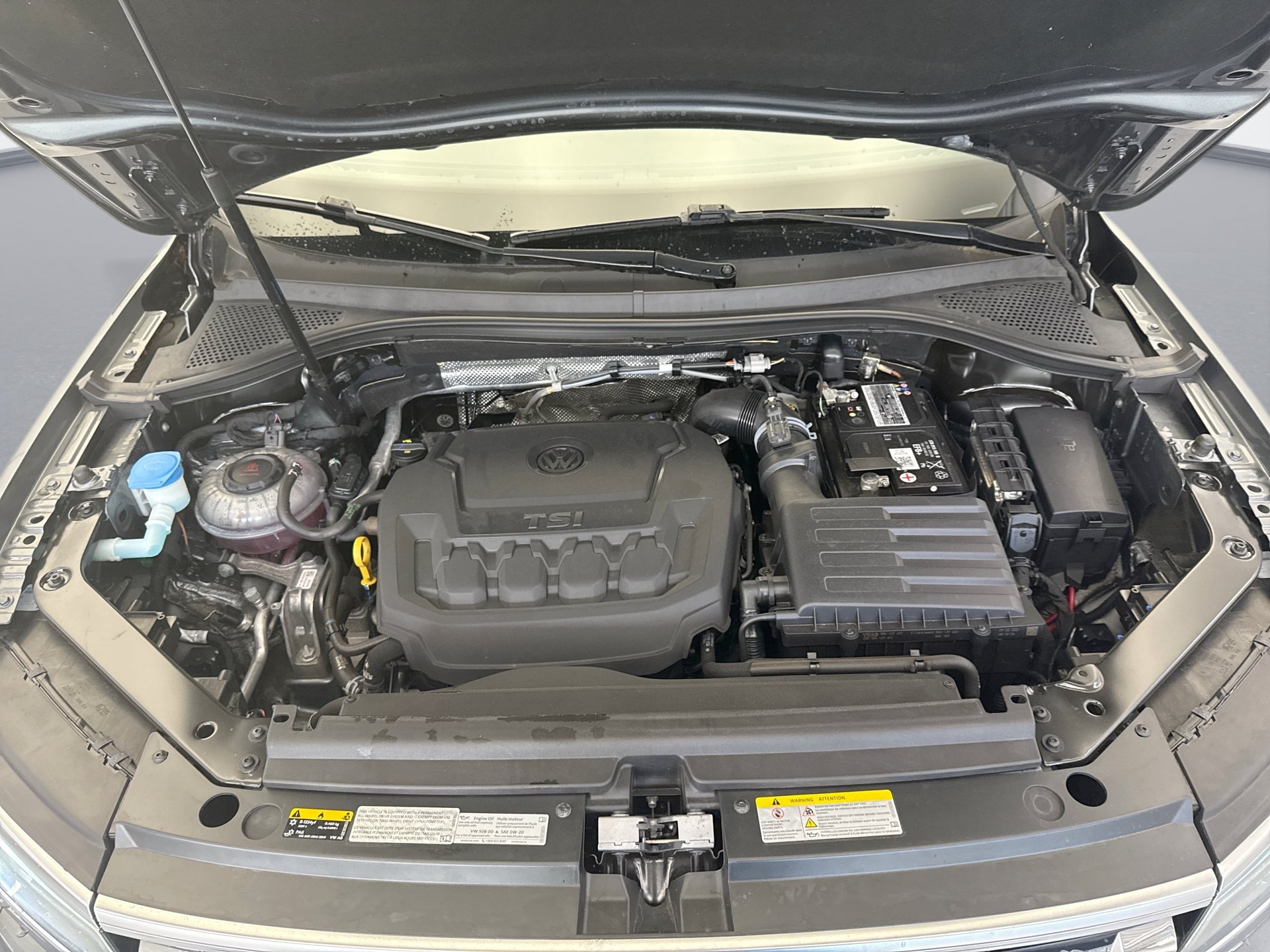 Used 2021 Volkswagen Tiguan SEL Premium R-Line AWD/4WD image 27