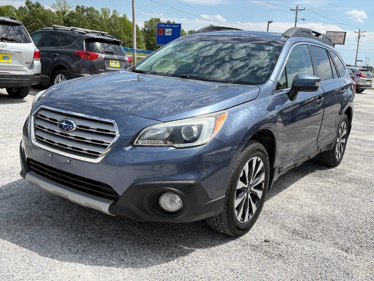 Used 2015 Subaru Outback 2.5i Limited AWD/4WD image 7