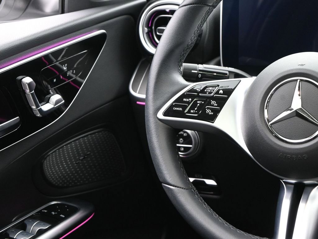 Used 2023 Mercedes-Benz C 300 Sedan image 26