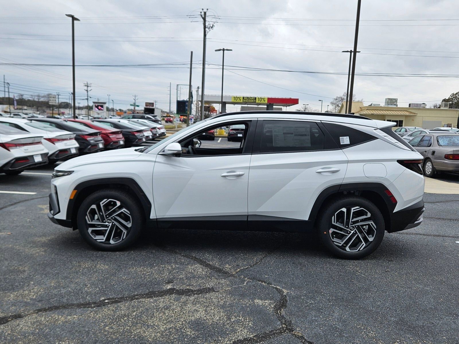 New 2026 Hyundai Tucson Limited image 4
