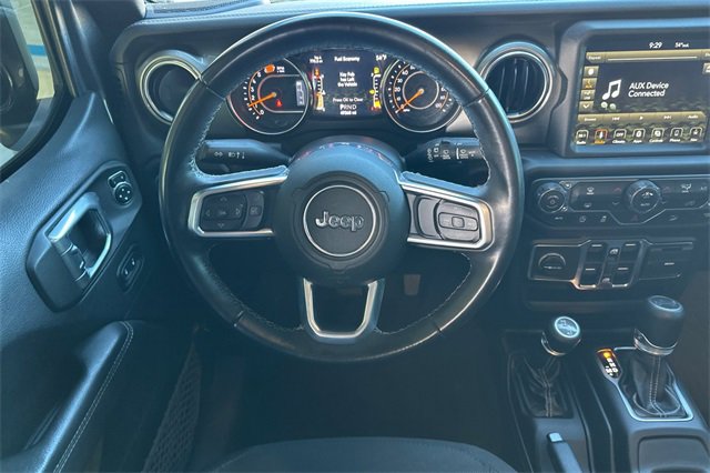 Used 2019 Jeep Wrangler Unlimited Sahara image 17