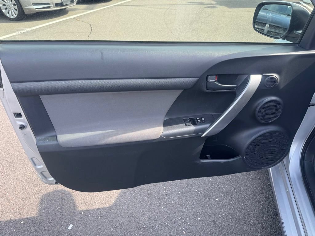 Used 2013 Scion tC FWD image 25