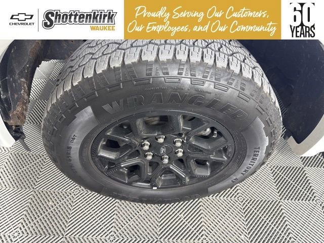 Used 2017 Ford F150 XLT w/ Equipment Group 302A Luxury image 8