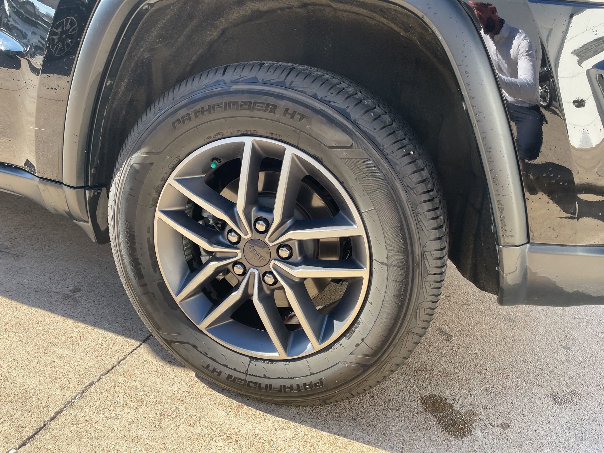 Used 2021 Jeep Grand Cherokee Limited image 8