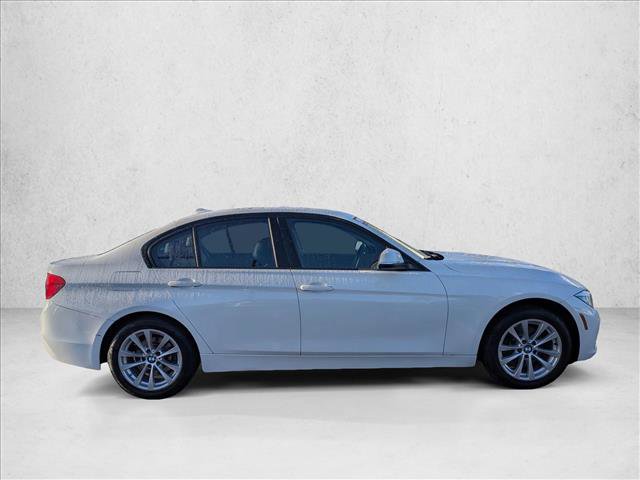 Used 2016 BMW 320i Sedan image 4