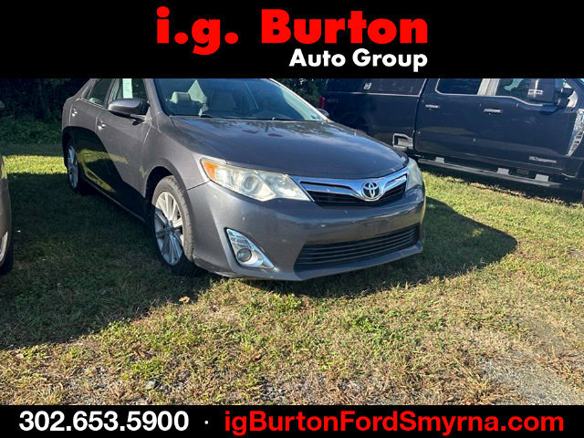 Used 2014 Toyota Camry XLE FWD image 1