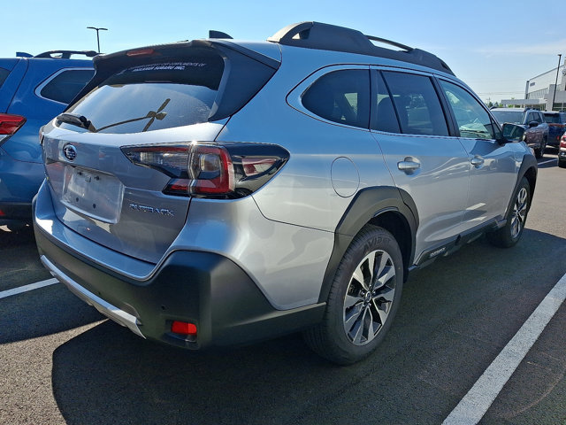 Certified 2025 Subaru Outback Limited AWD/4WD image 5