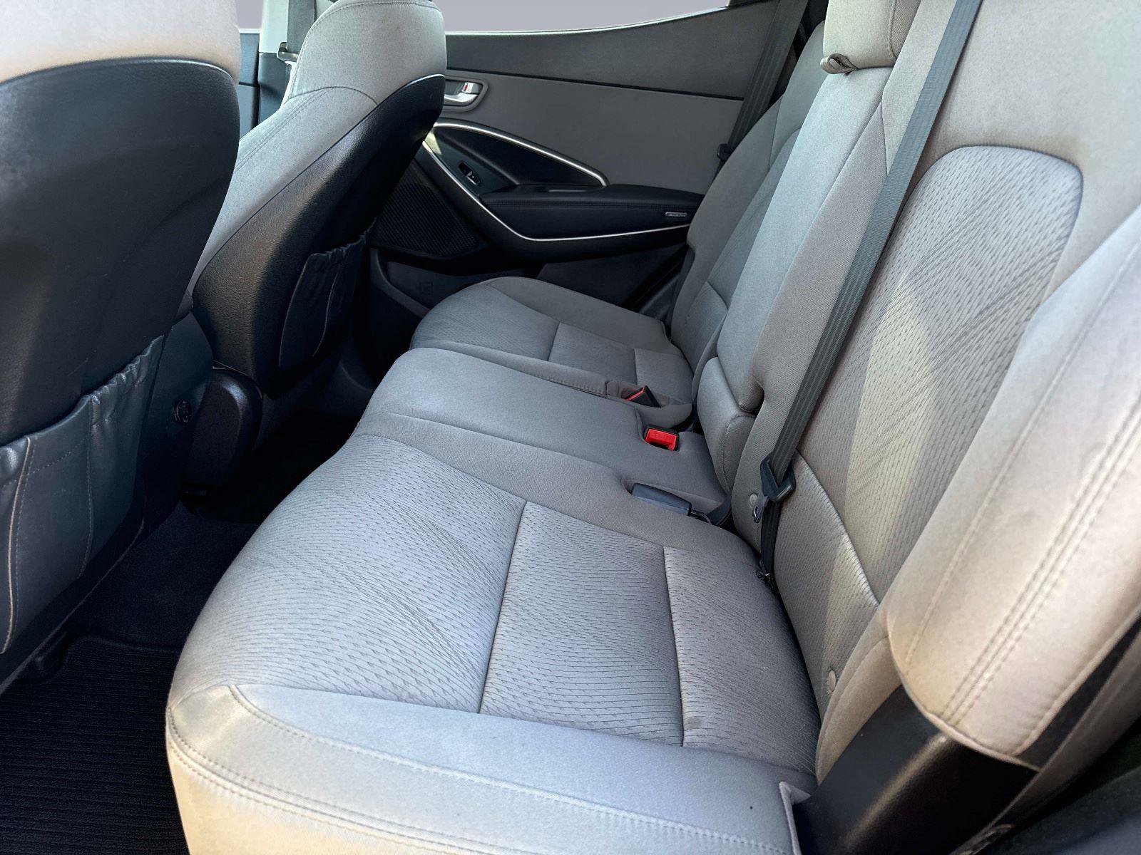 Used 2017 Hyundai Santa Fe Sport image 12