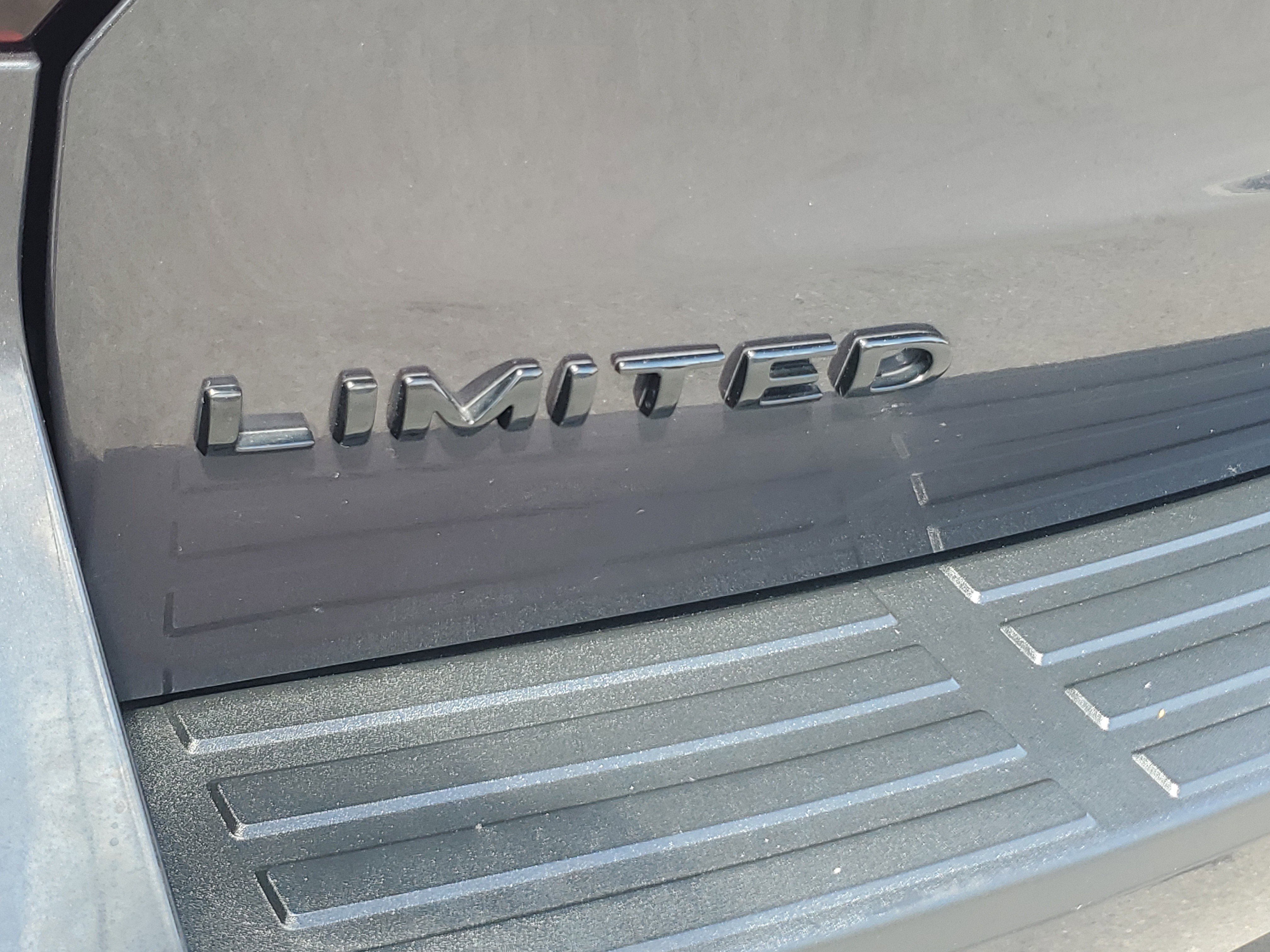 Certified 2023 Ford Expedition Limited image 31