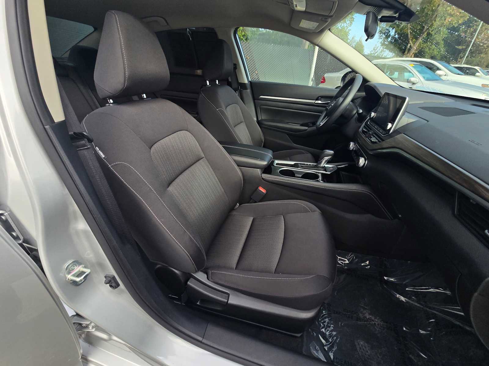 Used 2023 Nissan Altima 2.5 SV image 11