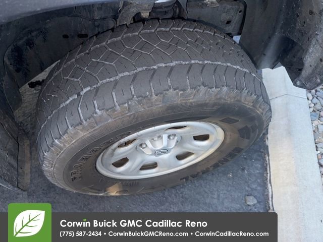 Used 2022 Nissan Frontier S image 38