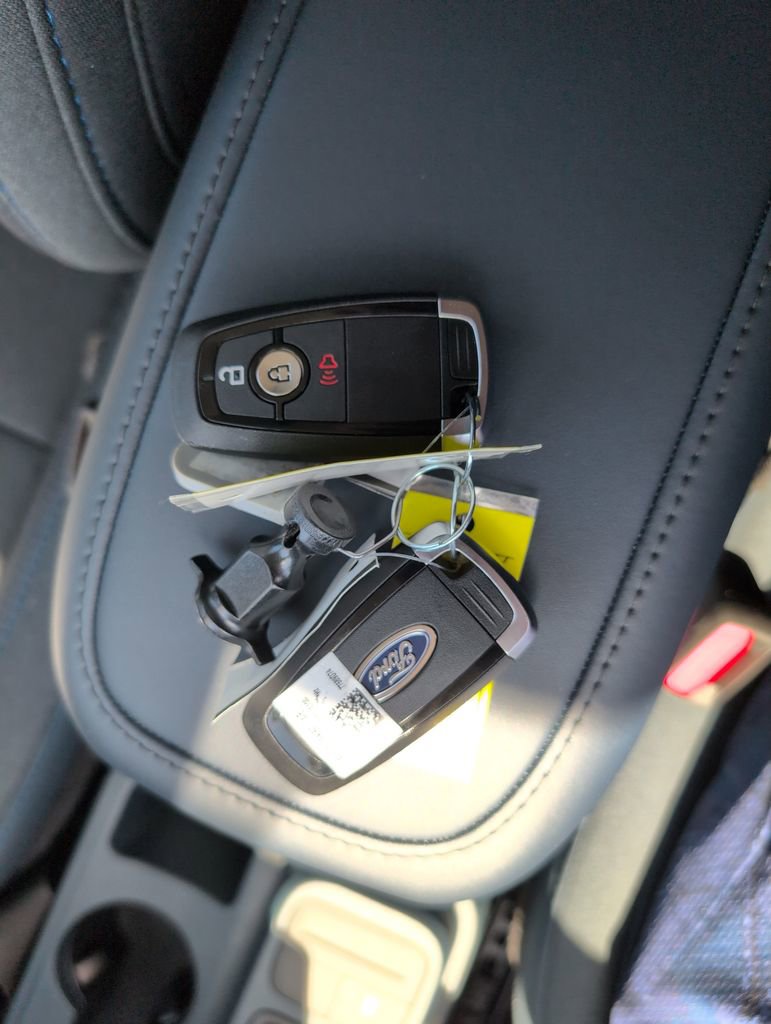 New 2026 Ford Maverick XLT FWD image 34