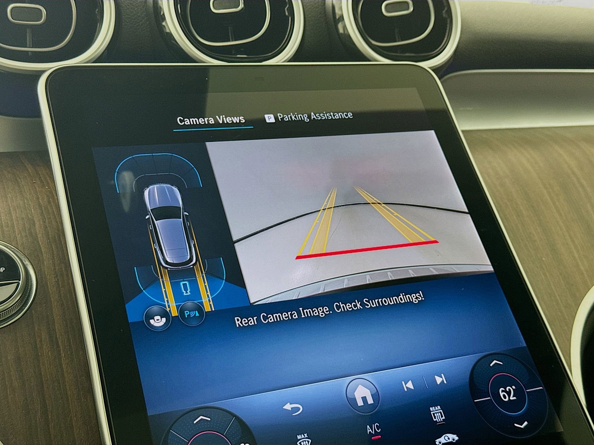 Certified 2025 Mercedes-Benz GLC 300 image 14