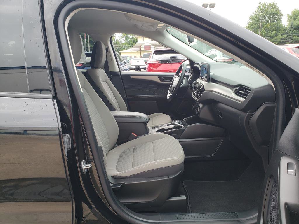 Used 2022 Ford Escape SE w/ Convenience Package image 17