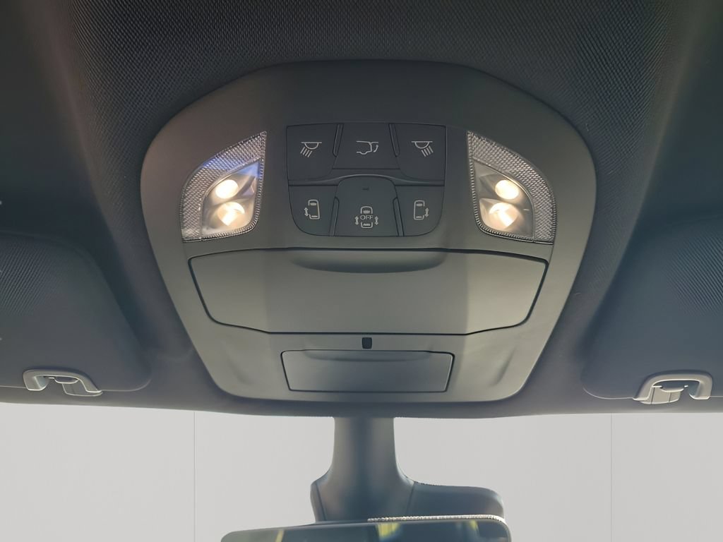 New 2026 Chrysler Voyager LX FWD image 41