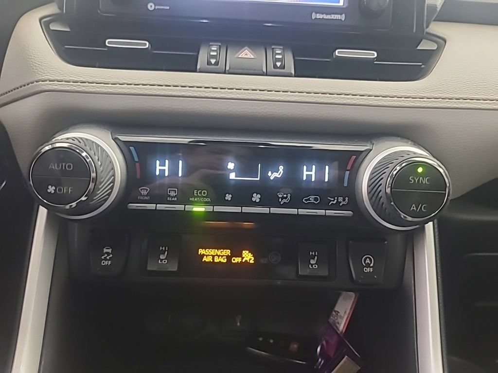 Used 2022 Toyota RAV4 XLE Premium AWD/4WD image 36