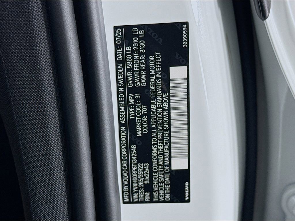 New 2026 Volvo XC60 T8 Polestar w/ Protection Package Premier image 32