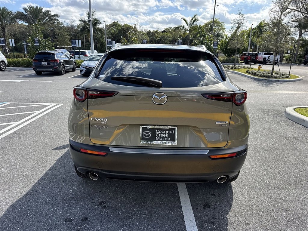 New 2024 MAZDA CX-30 Carbon image 3